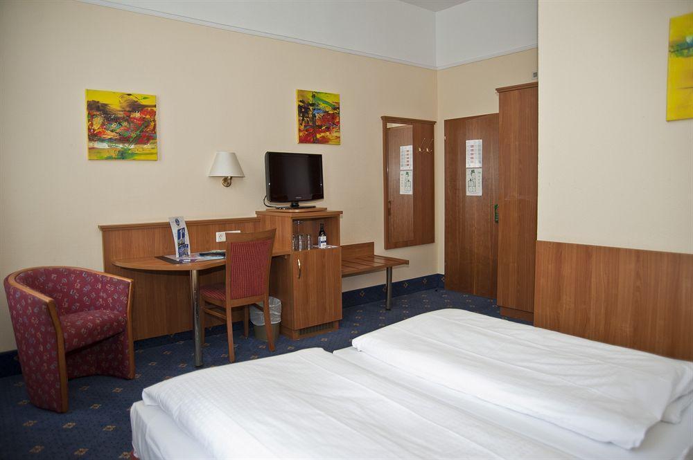 Doria Hotel Dusseldorf Exterior photo