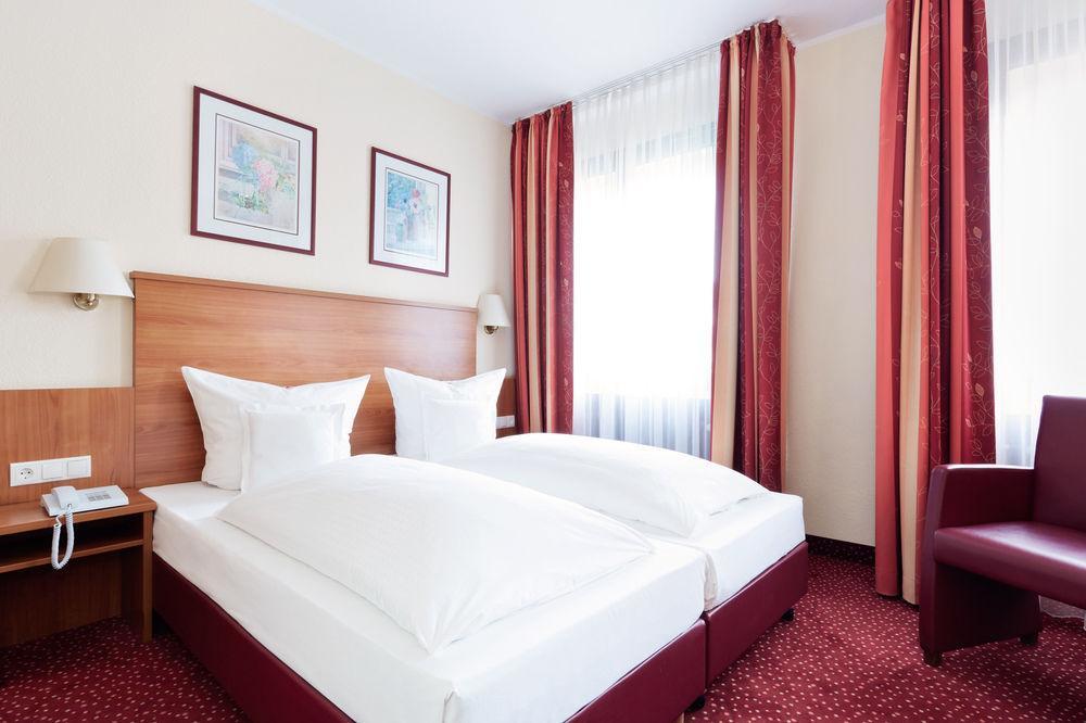 Doria Hotel Dusseldorf Exterior photo